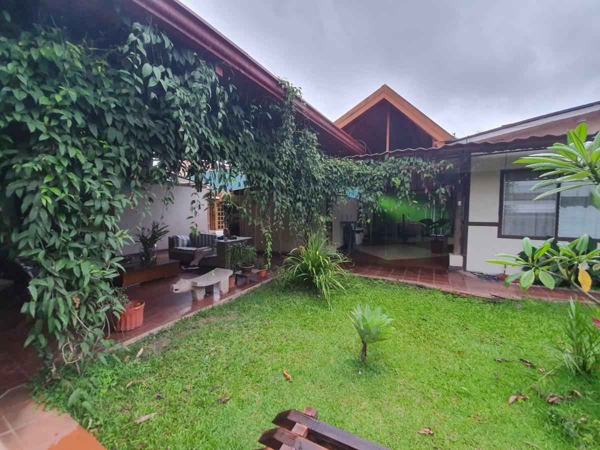 Turrialba Bed & Breakfast Экстерьер фото