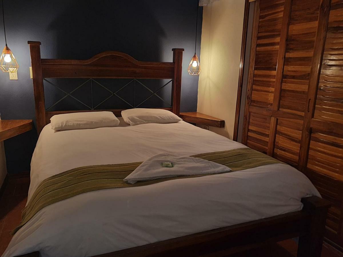 Turrialba Bed & Breakfast Экстерьер фото